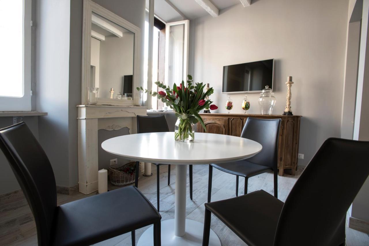 Trevi Luxury Maison Ρώμη Εξωτερικό φωτογραφία