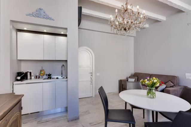 Trevi Luxury Maison Ρώμη Εξωτερικό φωτογραφία